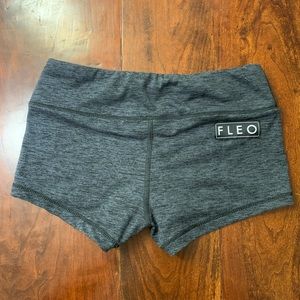Fleo shorts heathered charcoal